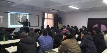 公司举办安全培训会