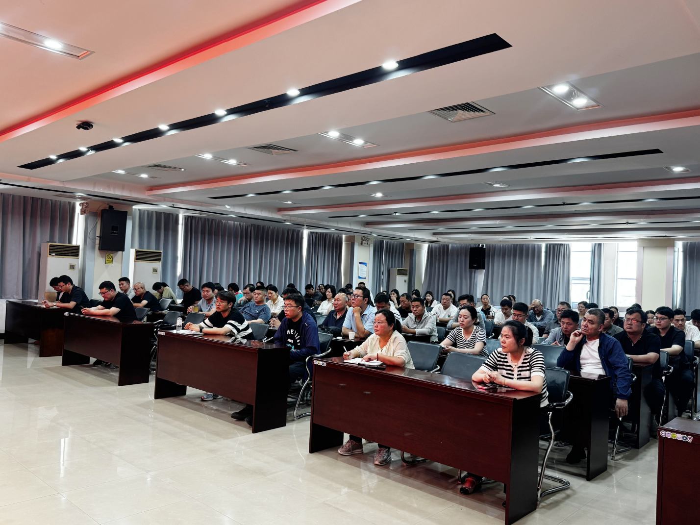 微信图片_20260601104334_258_376.jpg 微信图片_20260601104334_258_376.jpg